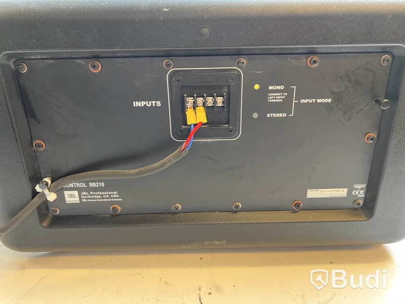 2 st. Högtalare JBL Control SB210.