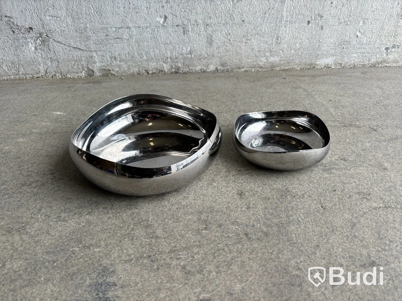 2 st. skålar Georg Jensen, Cobra, 16 cm och 24 cm
