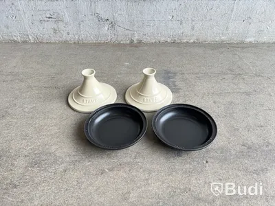 2 st. Gjutjärn Tajine Staub, Grädde, 20 cm