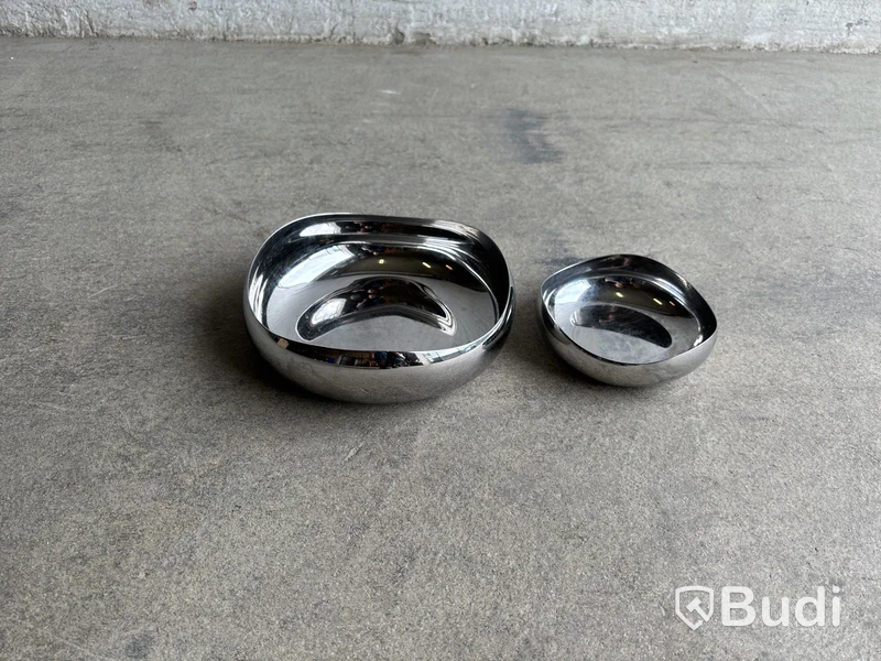 2 st. skålar Georg Jensen Cobra, 16 cm och 24 cm