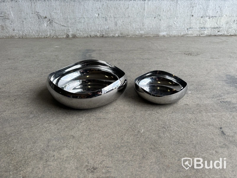 2 st. skålar Georg Jensen Cobra, 16 cm och 24 cm