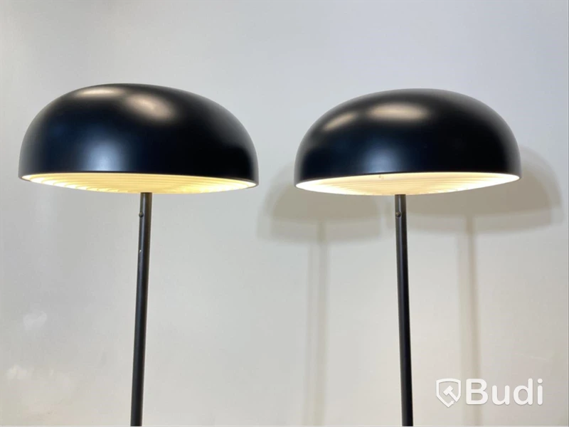 2 st. Golvlampor, Ikea Nymåne, svarta