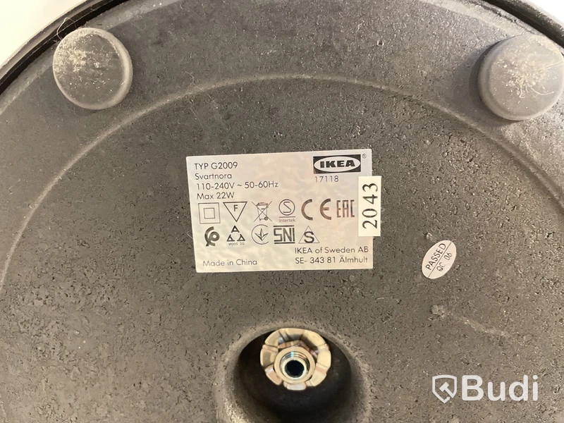 Golvlampa Ikea Svartnora