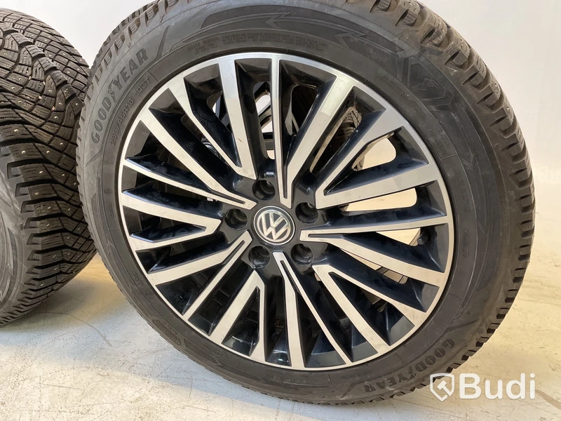 4 st. Vinterhjul på 18" aluminiumfälg, Good year, Ultra grip arctic 2, M+S, 255/45 R18