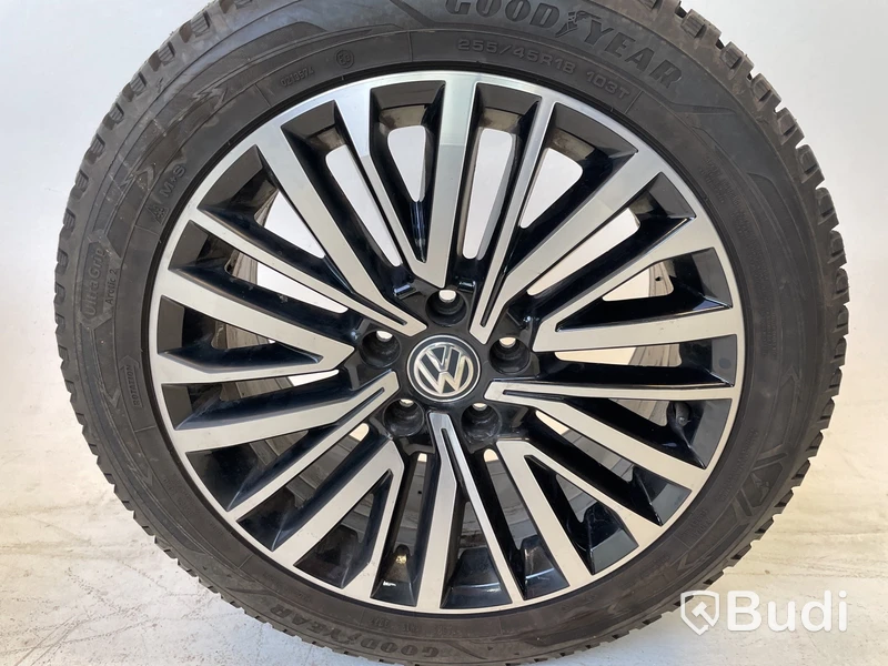 4 st. Vinterhjul på 18" aluminiumfälg, Good year, Ultra grip arctic 2, M+S, 255/45 R18