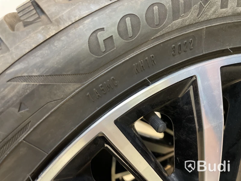 4 st. Vinterhjul på 18" aluminiumfälg, Good year, Ultra grip arctic 2, M+S, 255/45 R18