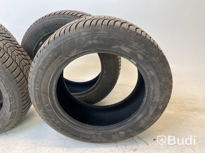 4 st. Vinterdäck Hankook, winter icept evo 3 x, M+S