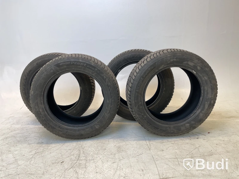 4 st. Vinterdäck Hankook, winter icept evo 3 x, M+S