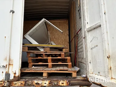 Container med ben, Krone