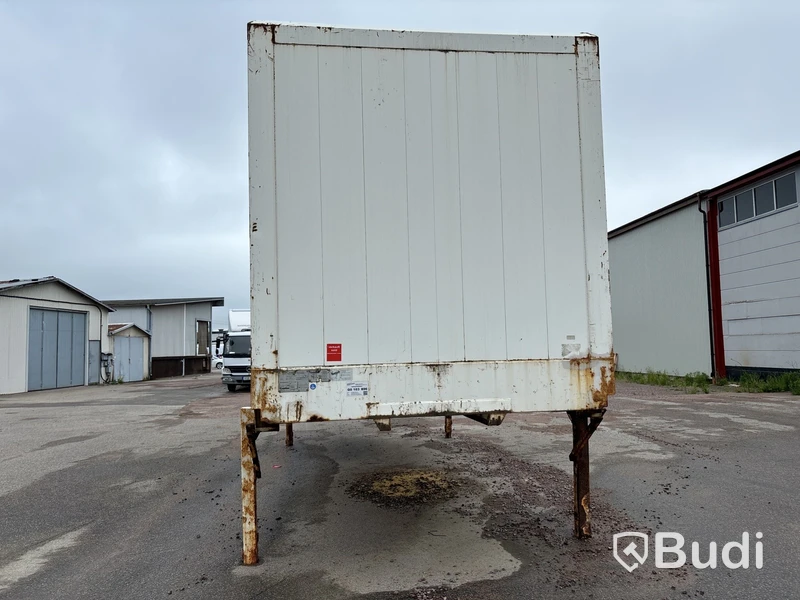 Container med ben, Krone