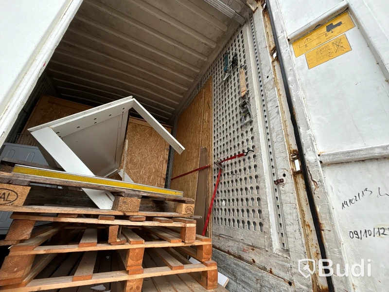 Container med ben, Krone