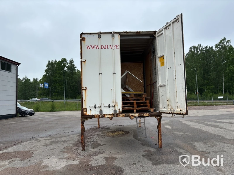 Container med ben, Krone