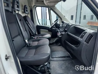 Peugeot Boxer 335 2.0 BlueHDi Skåp (110hk) - 2017 reparationsobjekt
