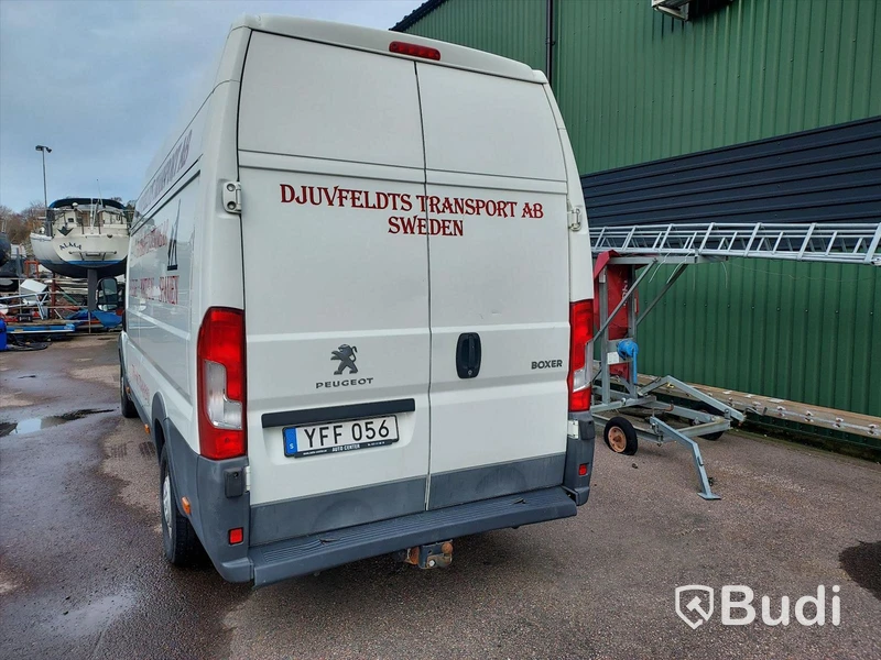 Peugeot Boxer 335 2.0 BlueHDi Skåp (110hk) - 2017 reparationsobjekt