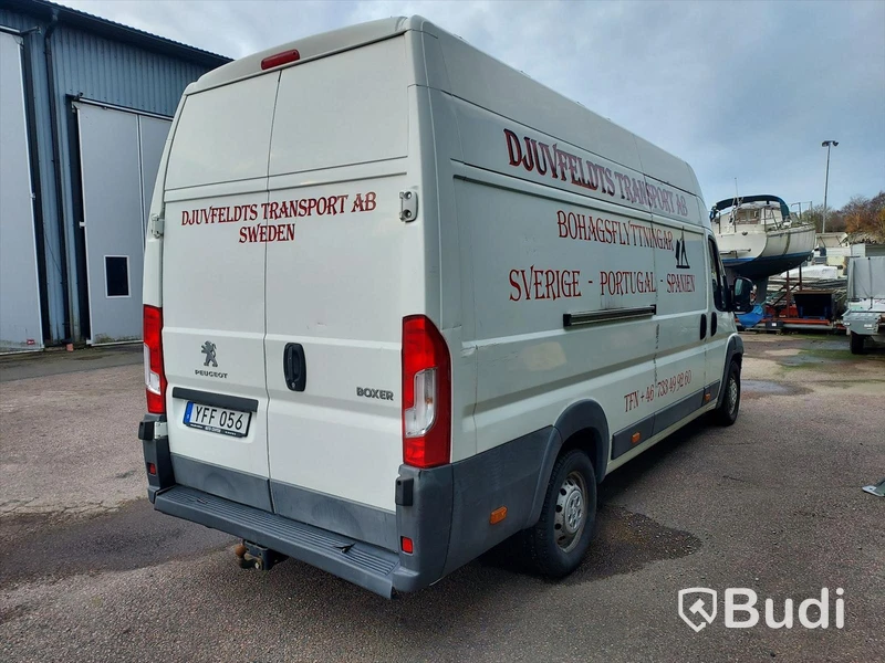 Peugeot Boxer 335 2.0 BlueHDi Skåp (110hk) - 2017 reparationsobjekt