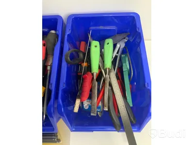 3 smålådor med verktyg