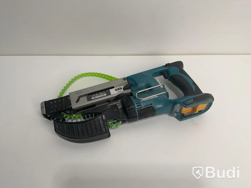 Skruvautomat Makita DFR550. Saknar batteri.