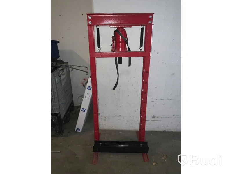 Hydraulisk verkstadspress 20 ton.