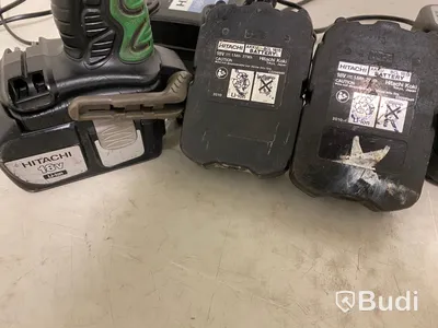 Skruvdragare Hitachi DS 18DFL med 3 st batterier och 2st laddare_testtwta