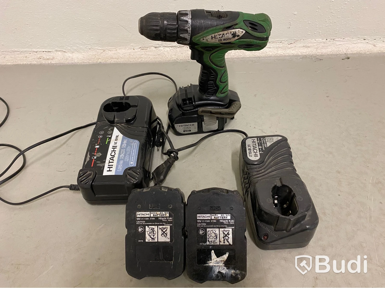Skruvdragare Hitachi DS 18DFL med 3 st batterier och 2st laddare_testtwta
