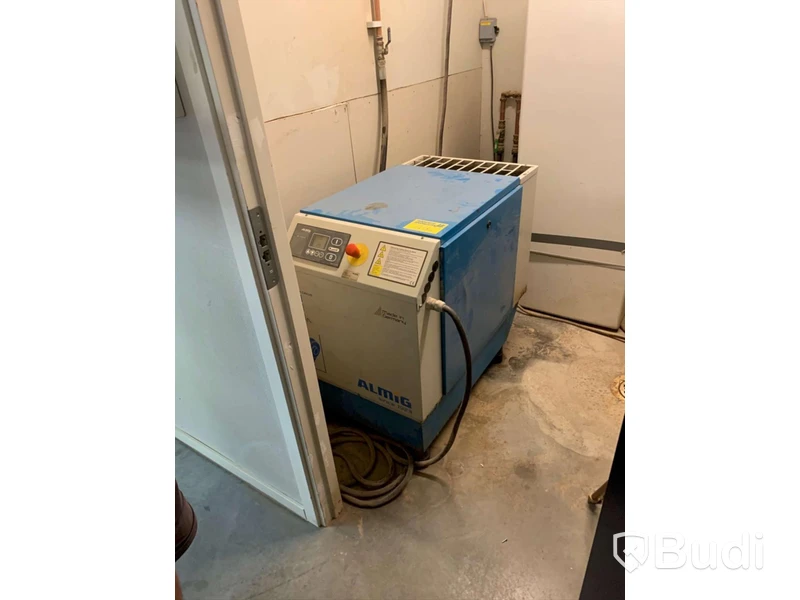 Skruvdragare Hitachi DS 18DFL med 3 st batterier och 2st laddare_testtwta