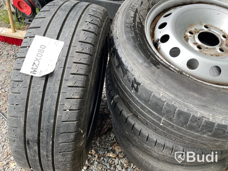 Sommarhjul 215/65R16 c-däck bultcirkel 5x118