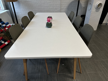 Matgrupp, möbler & köksmaskiner