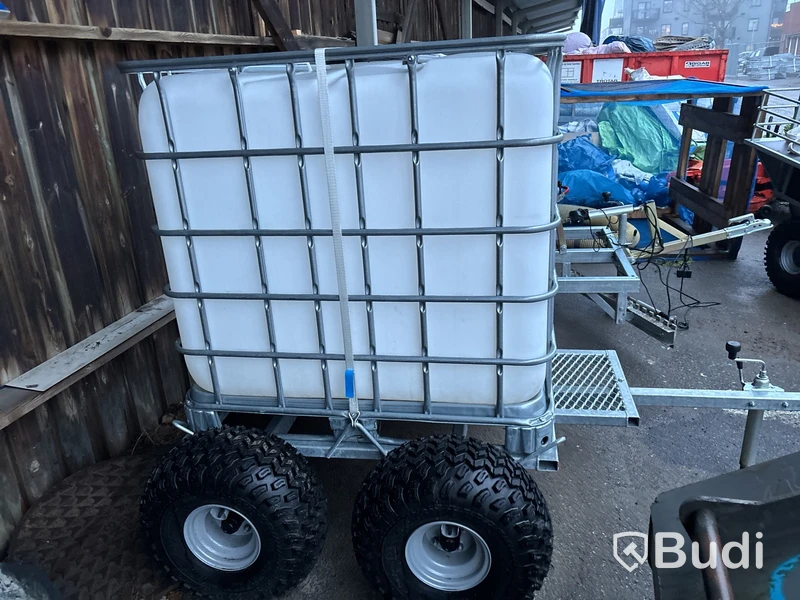 Vagn med ibc-kärl för ATV m.m.