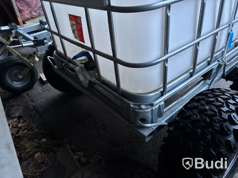 Vagn med ibc-kärl för ATV m.m.
