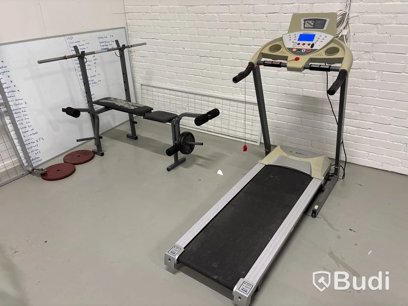 Löpband och bänkpress