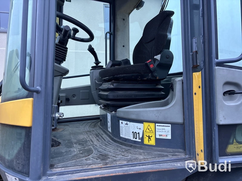 Hjullastare Yanmar V100, -2019