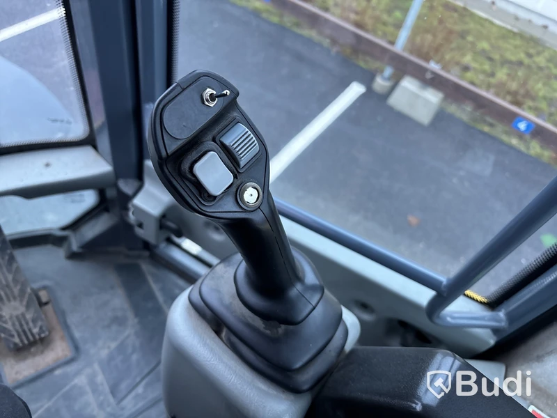 Hjullastare Yanmar V100, -2019