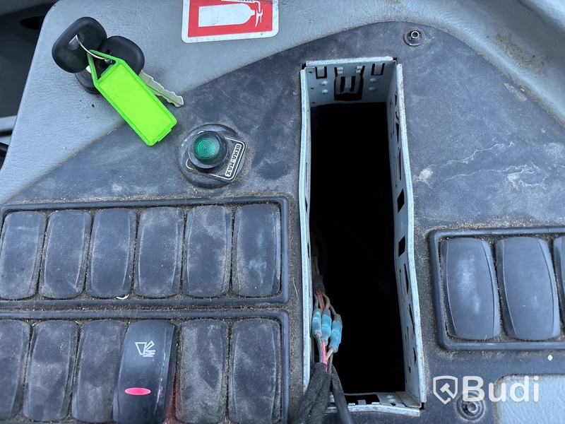 Hjullastare Yanmar V100, -2019