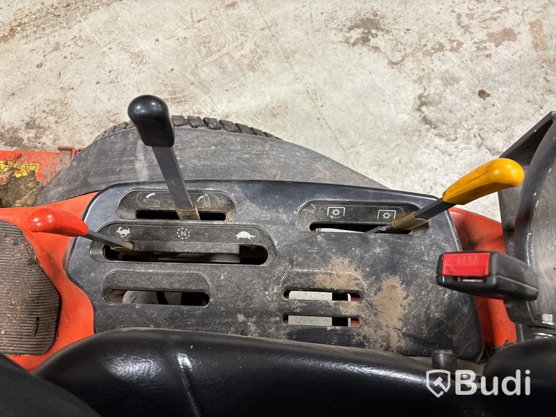 Åkgräsklippare Kubota F3090