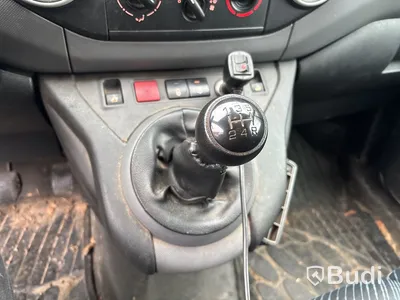 Peugeot Partner 1.6 HDI Skåp (90hk), -2011