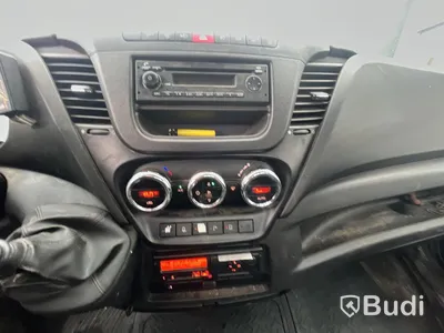 Kranbil Iveco Daily 70C17H -2015 | Manuell | Fassi F50