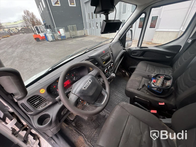 Kranbil Iveco Daily 70C17H -2015 | Manuell | Fassi F50