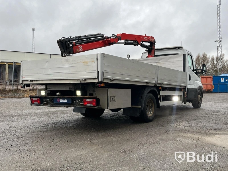 Kranbil Iveco Daily 70C17H -2015 | Manuell | Fassi F50
