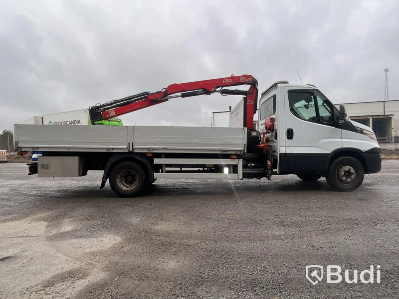 Kranbil Iveco Daily 70C17H -2015 | Manuell | Fassi F50