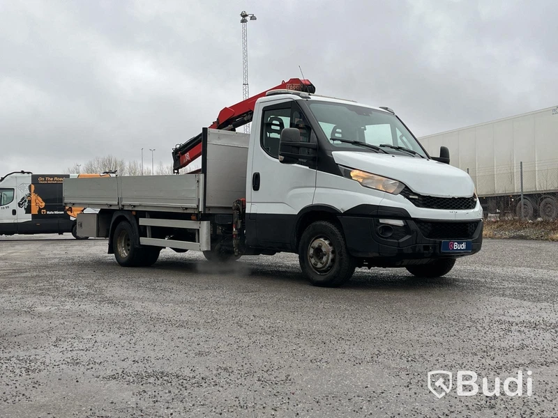 Kranbil Iveco Daily 70C17H -2015 | Manuell | Fassi F50