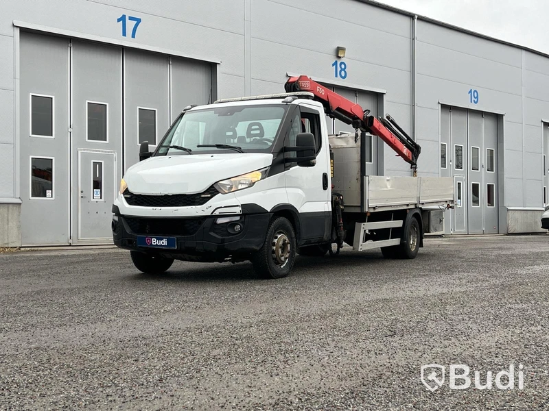 Kranbil Iveco Daily 70C17H -2015 | Manuell | Fassi F50