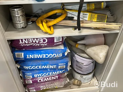 Diverse förbrukningmaterial ( se bilder)