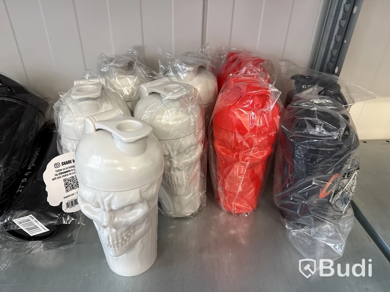 36 st shakers, gymbälte, tröja & vantar
