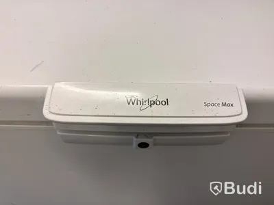 Frysbox Whirlpool Space Max