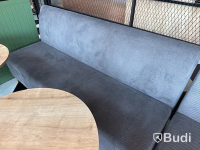 Soffor, fåtöljer, bord m.m.