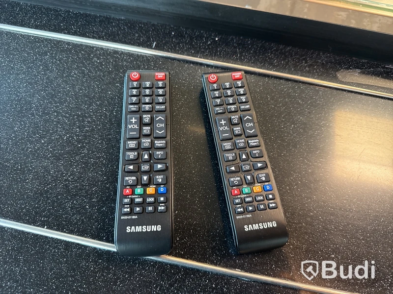 7 st medeiskärmar Samsung 50-tum