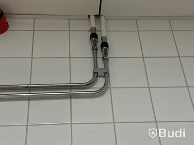 Diskbänk med blandare