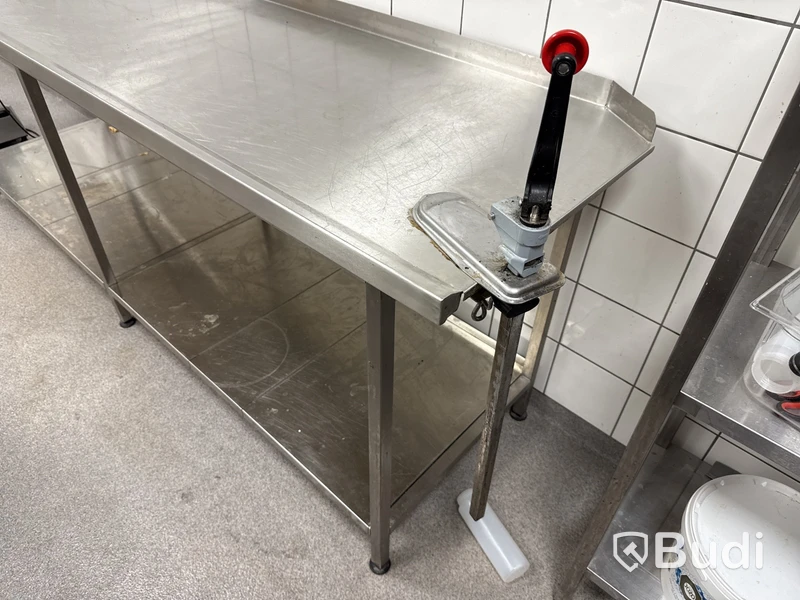 Rostfri bänk med öppnare