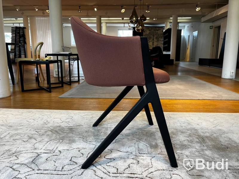 Stol - Cassina M10 Ordpris: 9.590 kr