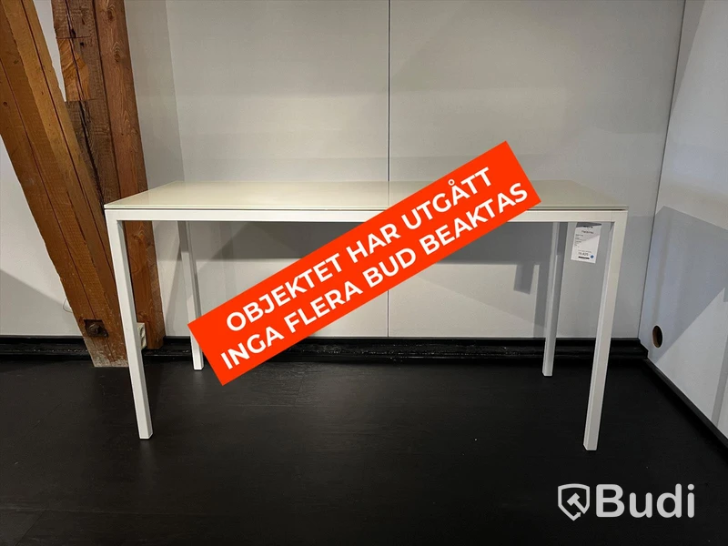Skrivbord -DESALTO Helsinki Ordpris: 15.825 kr